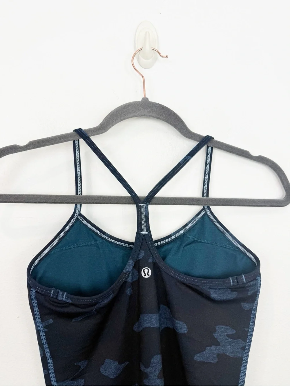 Lululemon Power Y Blue Camouflage Tank Top Size 4